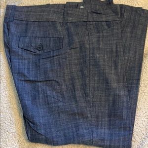 NWT Light Limited Crop Jean Size 4